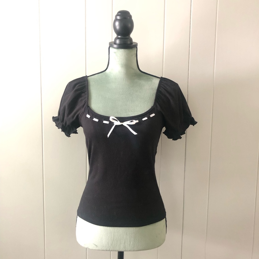 Chic Black Puff Sleeve Blouse with white bow